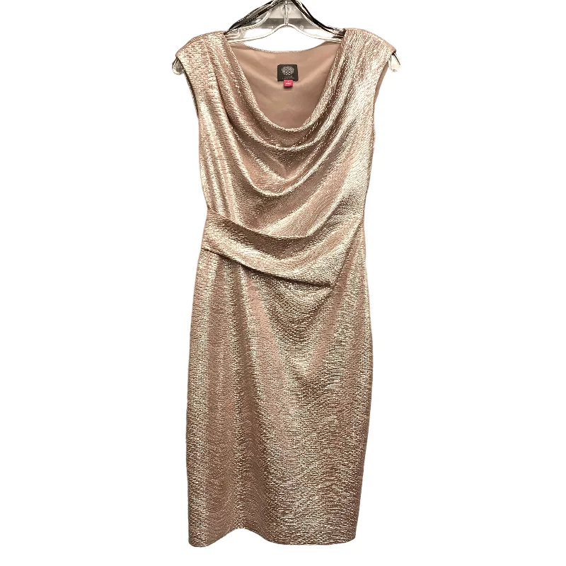 GOLD DRESS PARTY SHORT by VINCE CAMUTO Size:XS