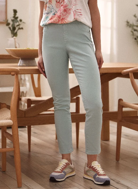 Pull-On Slim Leg Ankle Jeans